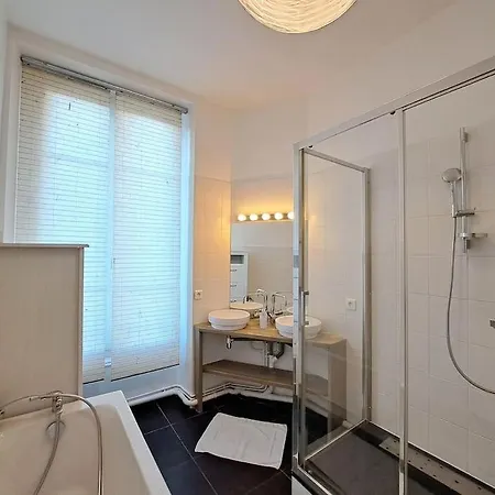 Papeete, Elegant Apartment Reims