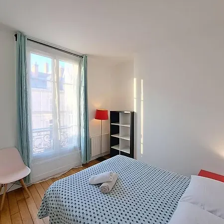 Papeete, Elegant Reims
