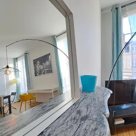 Papeete, Elegant Apartment Reims