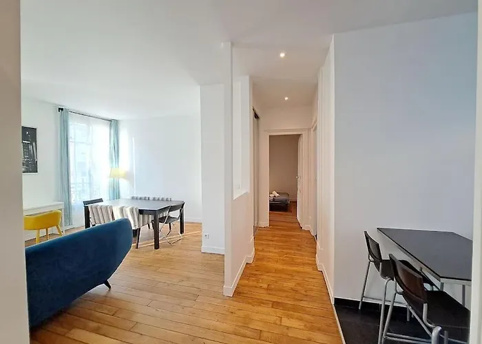 Papeete, Elegant * Reims